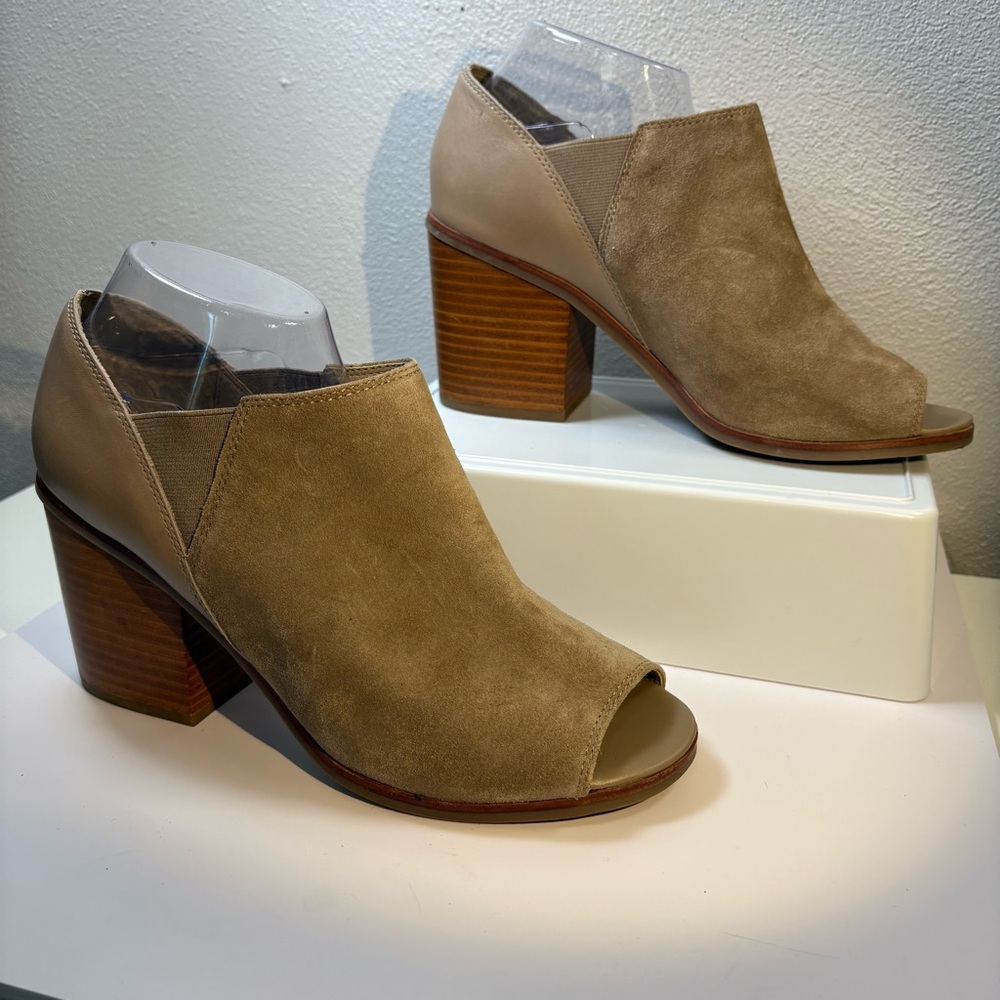 Aldo Tan Suede Peep-Toe Block Heel Mules size 10